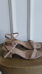 Sandalia
