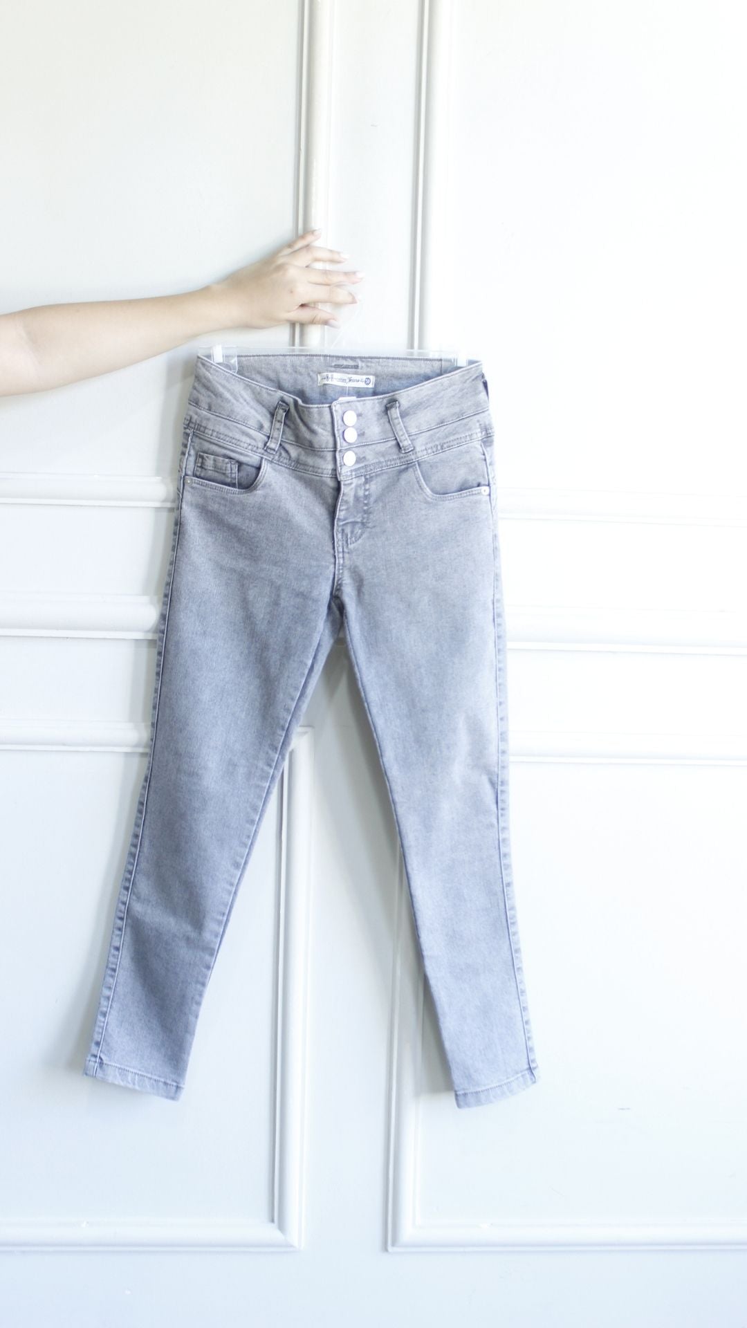 Jean