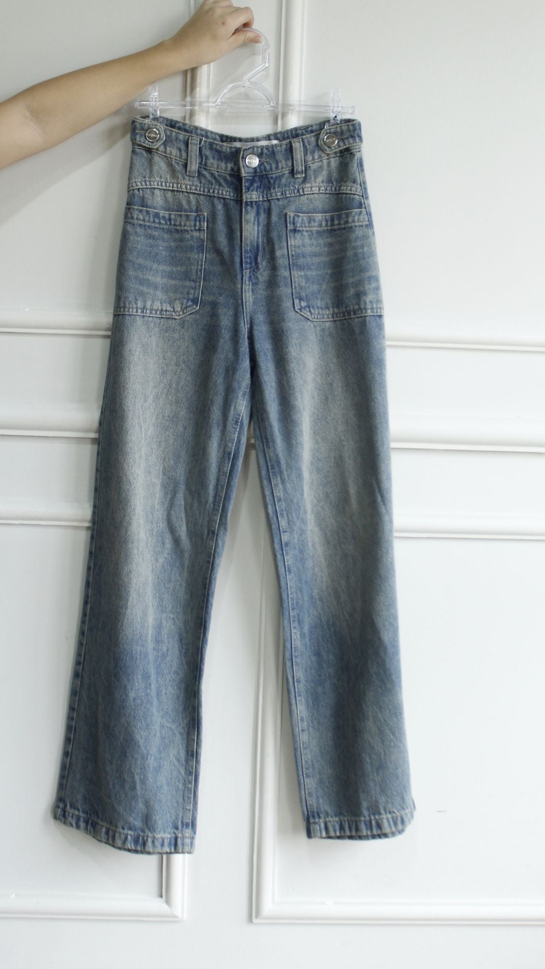 Jean