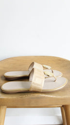 Sandalia