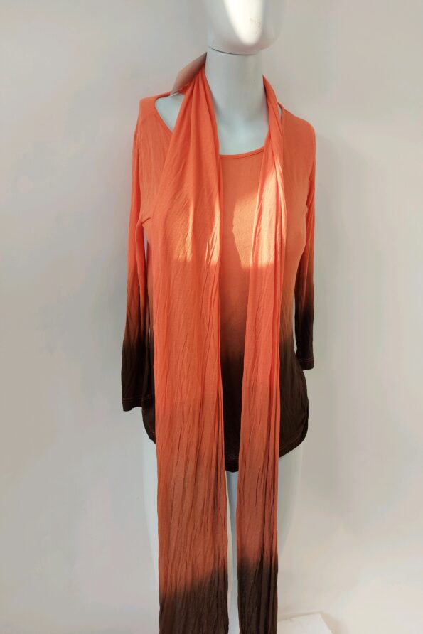 Blusa con pañuelo