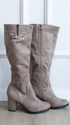 Botas
