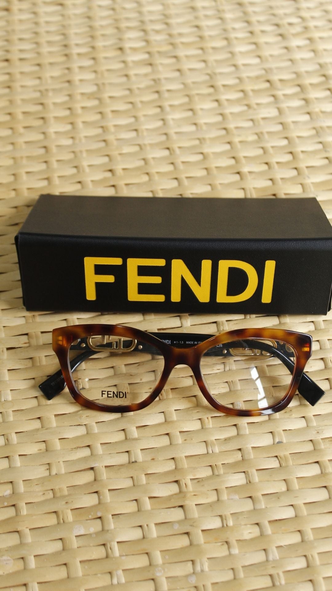 Lentes