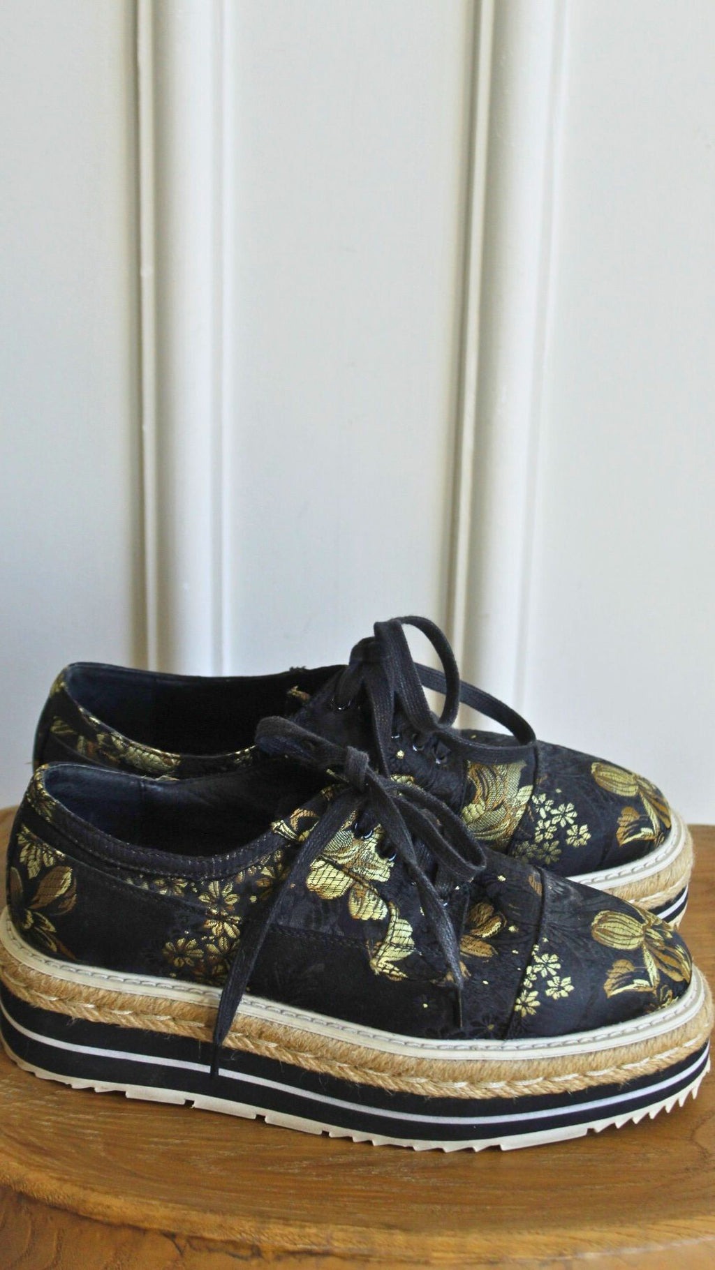Sneaker