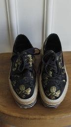 Sneaker
