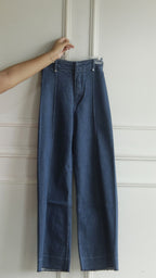 Jean