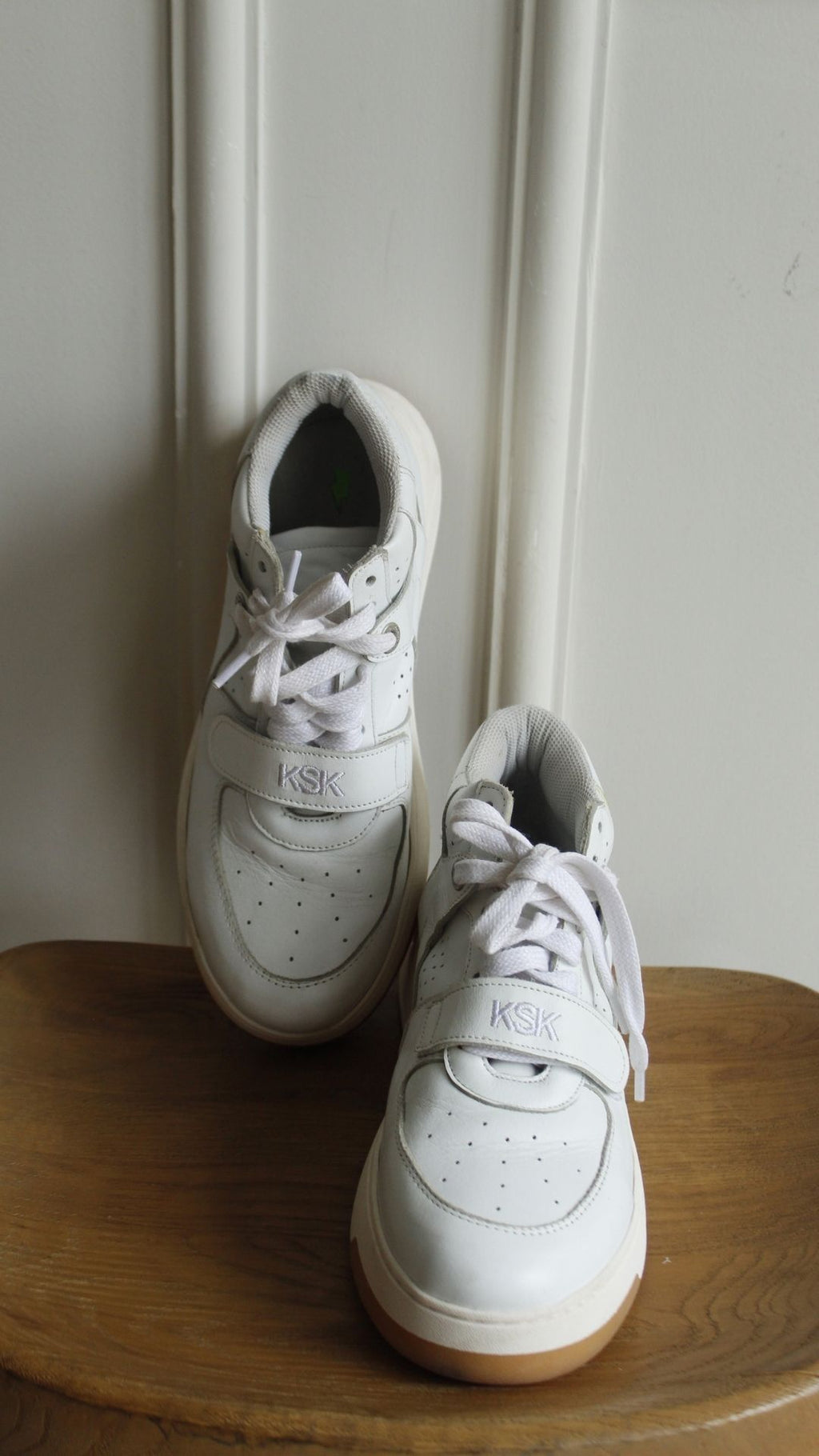 Sneaker