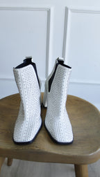 Bota